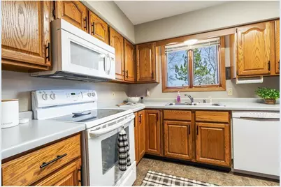4437 Old Wells Road, Eau Claire, WI 54703 - Photo 24