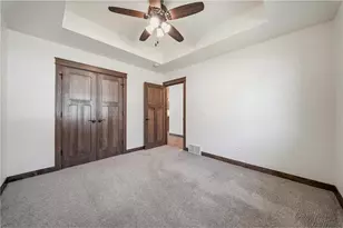 4911 Field Crest Ln, Eau Claire, WI 54701 - Photo 22