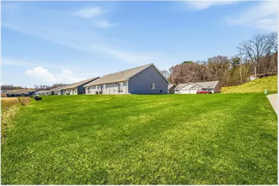 4911 Field Crest Lane, Eau Claire, WI 54701 - Photo 26