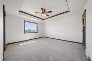 4911 Field Crest Ln, Eau Claire, WI 54701 - Photo 16