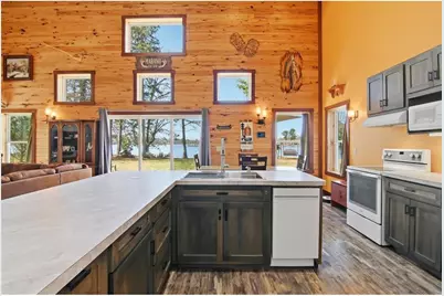 W8895 North Lake Road, Greenwood, WI 54437 - Photo 16