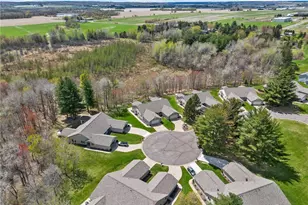 450 Deer Path, Osceola, WI 54020 - Photo 4