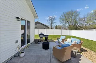 1305 Violet St, New Richmond, WI 54017 - Photo 20