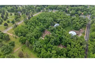 499 8th St, Hudson, WI 54016 - Photo 36