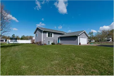 223 Wisconsin Avenue, Chetek, WI 54728 - Photo 4