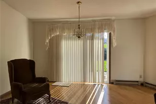 2114 Jannsen Ct, Menomonie, WI 54751 - Photo 10
