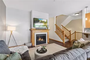 15592 Eagles Nest Wy, Apple Valley, MN 55124 - Photo 4