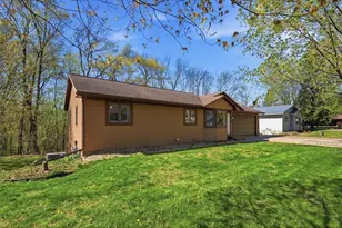 269 E Sunset Ln, Ellsworth, WI 54011 - Photo 4