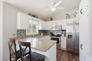 269 E Sunset Ln, Ellsworth, WI 54011 - Photo 8