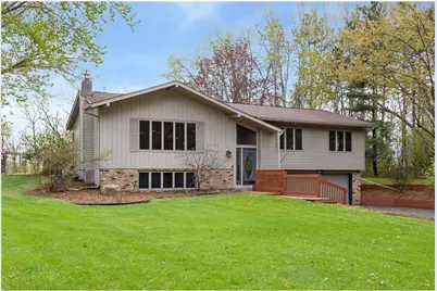 365 Casperson Drive, Hudson, WI 54016 - Photo 2