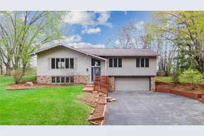 365 Casperson Drive, Hudson, WI 54016 - Photo 4