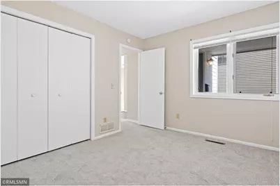 1421 Granada Trail, Oakdale, MN 55128 - Photo 24