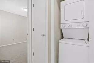 1421 Granada Trail, Oakdale, MN 55128 - Photo 28