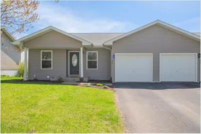 382 Cedar Street, Baldwin, WI 54002 - Photo 2