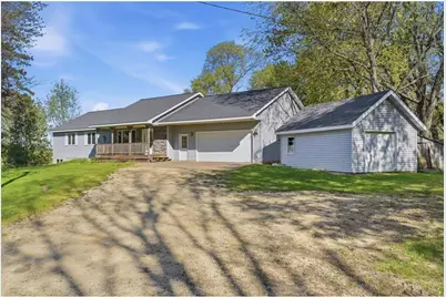 2072 30th Avenue, Baldwin, WI 54002 - Photo 2