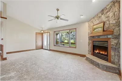 2072 30th Avenue, Baldwin, WI 54002 - Photo 4