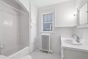 215 Penn Ave, Minneapolis, MN 55405 - Photo 12