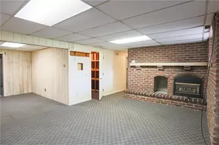 804 Valley View Dr, River Falls, WI 54022 - Photo 32
