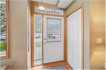 2357 Oakridge Circle, Hudson, WI 54016 - Photo 8