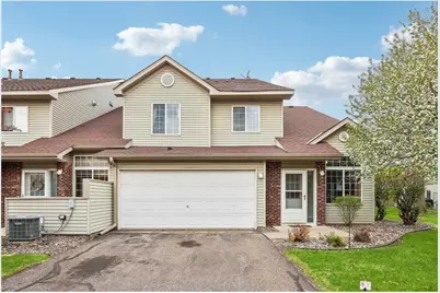 2357 Oakridge Circle, Hudson, WI 54016 - Photo 4