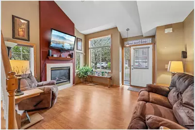 2357 Oakridge Circle, Hudson, WI 54016 - Photo 10