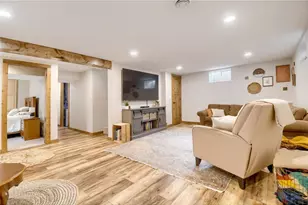 527 Division St, River Falls, WI 54022 - Photo 16