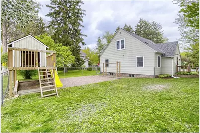 527 Division Street, River Falls, WI 54022 - Photo 30