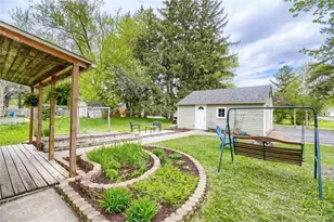 527 Division St, River Falls, WI 54022 - Photo 28