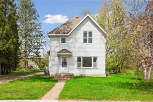 745 Broadway St, Hammond, WI 54015 - Photo 2