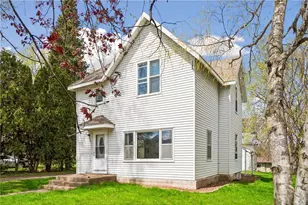 745 Broadway St, Hammond, WI 54015 - Photo 32