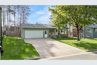 715 Lund Street, North Hudson, WI 54016 - Photo 4