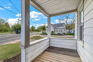 906 Cameron St, Eau Claire, WI 54703 - Photo 6