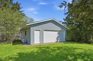 1087 Tanney Ln, Hudson, WI 54016 - Photo 4