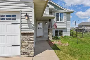 1307 Osprey Ct, New Richmond, WI 54017 - Photo 2