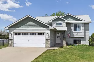 1307 Osprey Ct, New Richmond, WI 54017 - Photo 1