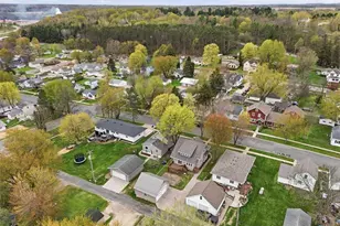322 Pine St, Glenwood City, WI 54013 - Photo 36