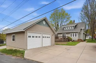 322 Pine St, Glenwood City, WI 54013 - Photo 32