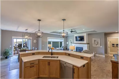 2739 Highclere Drive, Eau Claire, WI 54703 - Photo 18