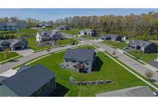 2739 Highclere Dr, Eau Claire, WI 54703 - Photo 50