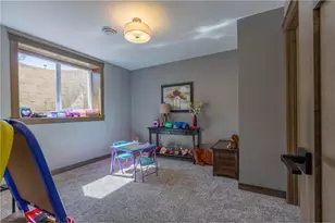 2739 Highclere Dr, Eau Claire, WI 54703 - Photo 42