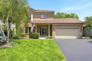 13 Cliff Ridge Ct, Hudson, WI 54016 - Photo 2