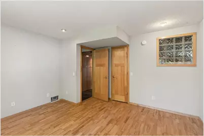 4008 Pennsylvania Avenue, Eagan, MN 55123 - Photo 24