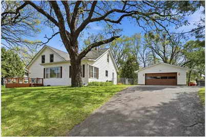 202 Hamilton Drive, River Falls, WI 54022 - Photo 2