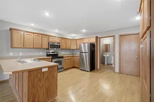 1856 Kristy St, River Falls, WI 54022 - Photo 10