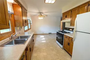 649 Oakwood Dr, Durand, WI 54736 - Photo 16