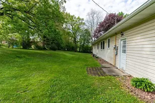 649 Oakwood Dr, Durand, WI 54736 - Photo 10