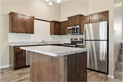 39571 Oak Park Trail, North Branch, MN 55056 - Photo 4