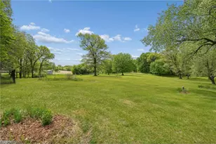 1295 Evergreen Dr, Kinnickinnic Township, WI 54022 - Photo 56