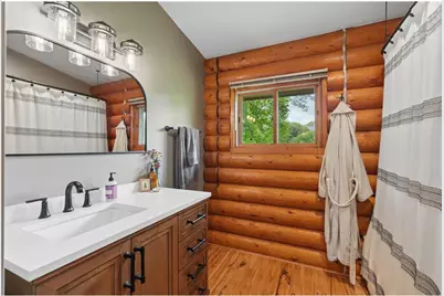 1295 Evergreen Drive, Kinnickinnic Township, WI 54022 - Photo 24