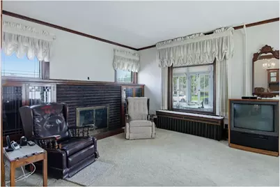 712 N Bridge Street, Chippewa Falls,  54729 - Photo 4
